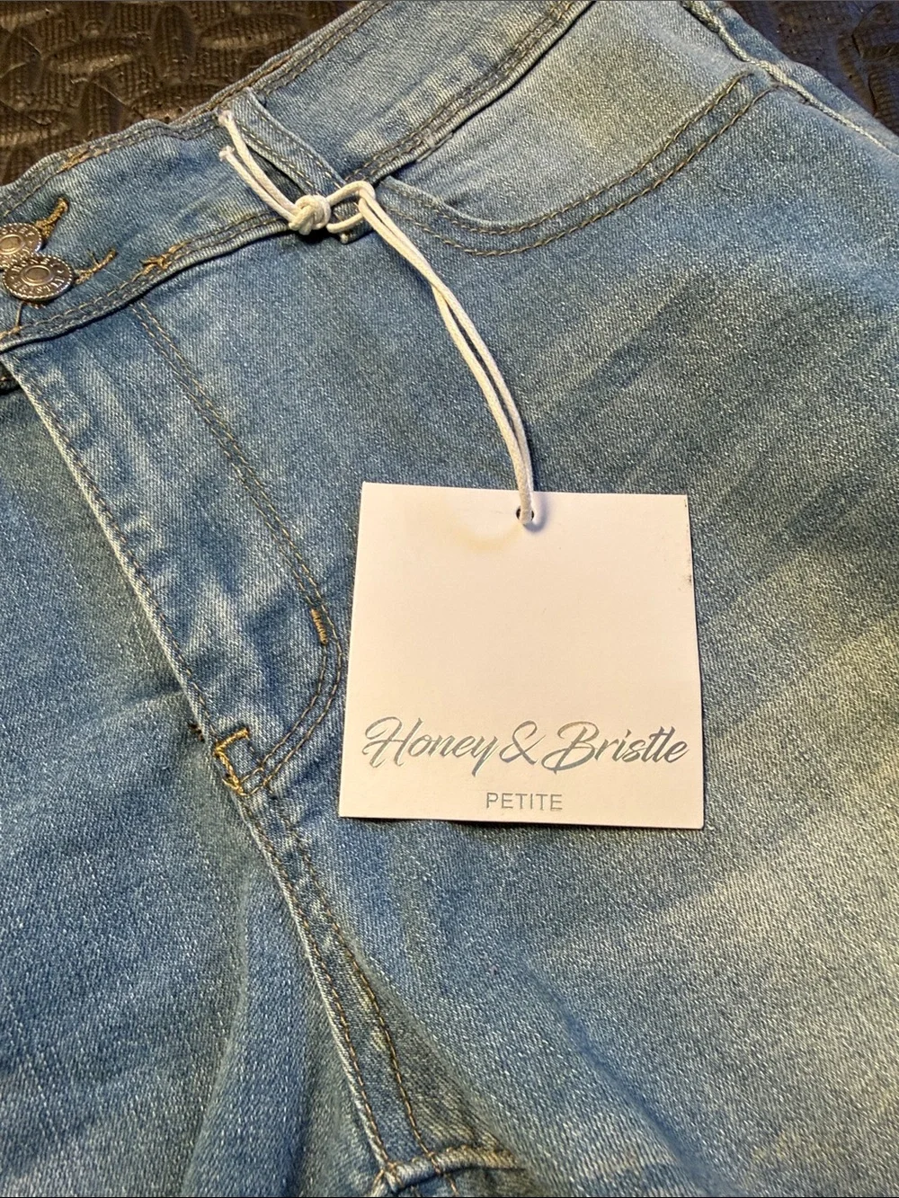 NWT Honey & Bristle Light Wash Distressed Denim Shorts Size 12 Petite